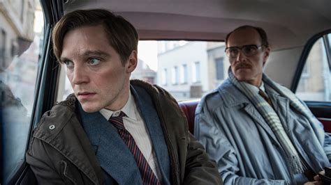 deutschland 89 review